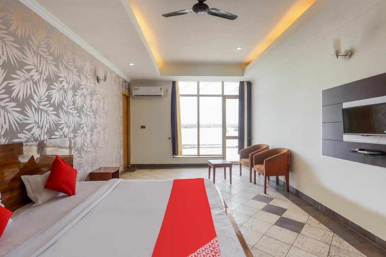 Oyo 71042 Sahara Estate Hotel Gorakhpur Exterior photo